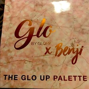 The Glo Up palette